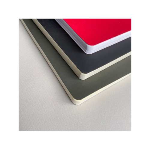 Скетчбук Sketch & Art в мягком переплете 140х210 мм, 100 л. бежевой бумаги 100 гр., черный Скетчбук Sketch & Art в мягком переплете 140х210 мм, 100 л. бежевой бумаги 100 гр., черный