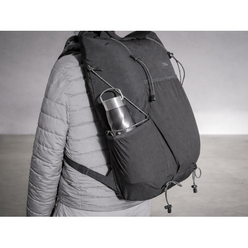 Легкий складывающийся рюкзак-мессенджер Venturer Eco, черный Легкий складывающийся рюкзак-мессенджер Venturer Eco, черный