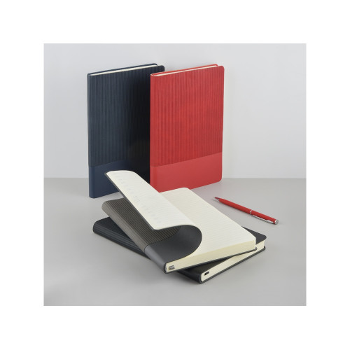 Ежедневник недатированный А5 Soho, синий Ежедневник недатированный А5 Soho, синий