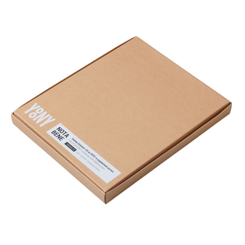 Набор блокнот А5 с магнитным держателем для ручки и подставкой для телефона и металлической шариковой ручкой NotaBene, черный Набор блокнот А5 с магнитным держателем для ручки и подставкой для телефона и металлической шариковой ручкой NotaBene, черный