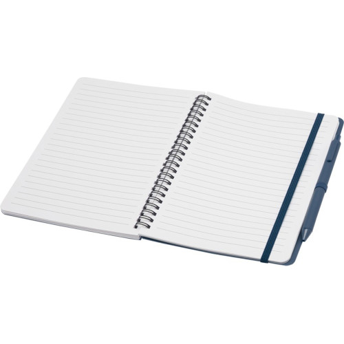 Блокнот Thalaasa формата А5 в твердой обложке из океанического пластика с шариковой ручкой - Синий Блокнот Thalaasa формата А5 в твердой обложке из океанического пластика с шариковой ручкой - Синий