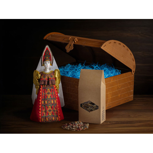 Подарочный набор: кукла фарфоровая, чай Малина с мятой, красный