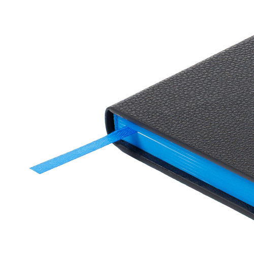 Ежедневник недатированный с магнитным клапаном А5 Venezia, черный Ежедневник недатированный с магнитным клапаном А5 Venezia, черный