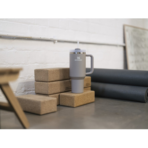 Stanley Quencher H2.0 термокружка 1200 мл - Серый