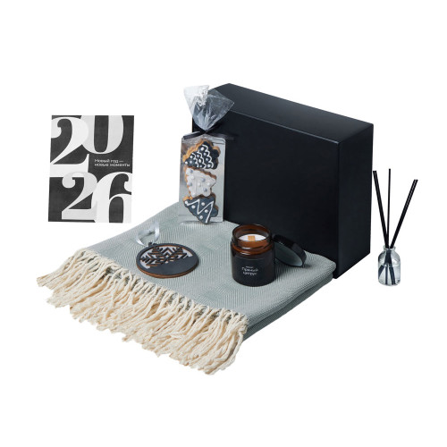 Подарочный набор с пледом, свечой и диффузором