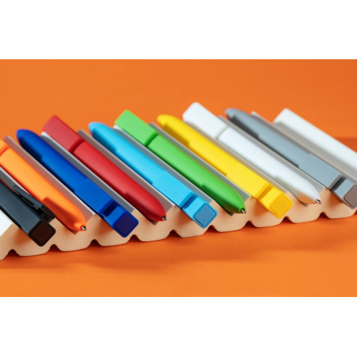 Ручка шариковая Swiper SQ Soft Touch, черная Ручка шариковая Swiper SQ Soft Touch, черная