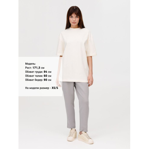 Футболка оверсайз унисекс Sideline, молочно-белая Футболка оверсайз унисекс Sideline, молочно-белая