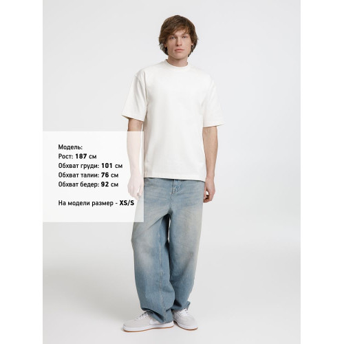 Футболка оверсайз унисекс Sideline, молочно-белая Футболка оверсайз унисекс Sideline, молочно-белая