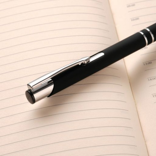 Шариковая ручка Альфа (Alpha), черная Шариковая ручка Альфа (Alpha), черная