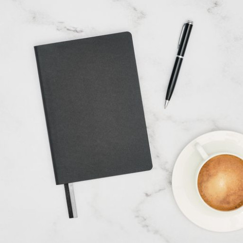 Ежедневник Мун Ривер (Moon River) недатированный, черный Ежедневник Мун Ривер (Moon River) недатированный, черный