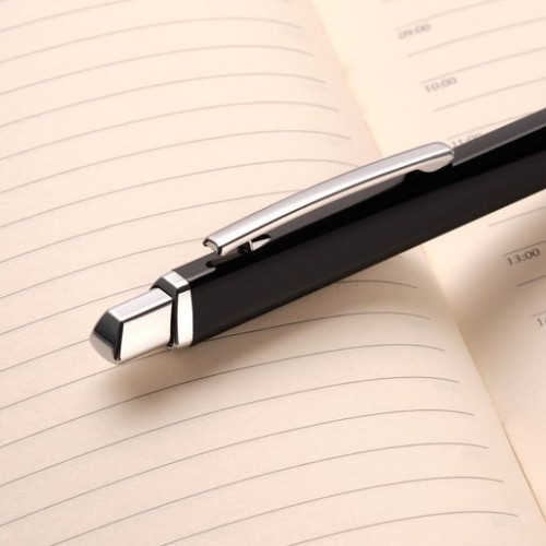 Шариковая ручка Пента (Penta), черная Шариковая ручка Пента (Penta), черная