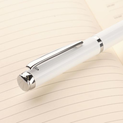 Шариковая ручка Соната (Sonata), белая