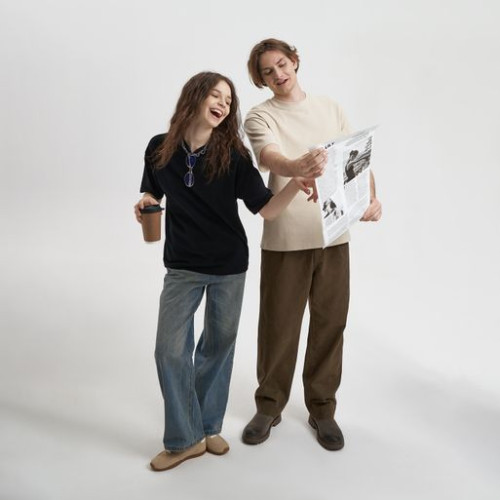 Футболка унисекс премиум Аура (Aura), бежевый Футболка унисекс премиум Аура (Aura), бежевый