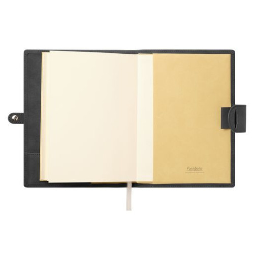 Ежедневник-портфолио Пассаж (Passage NEO) недатированный в подарочной коробке, черный Ежедневник-портфолио Пассаж (Passage NEO) недатированный в подарочной коробке, черный